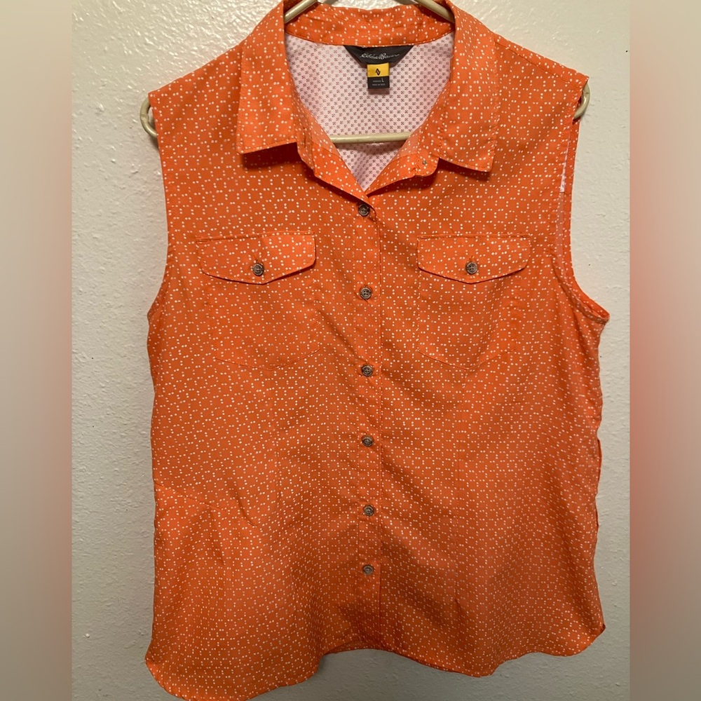 Eddie Bauer sleeveless leisure shirt